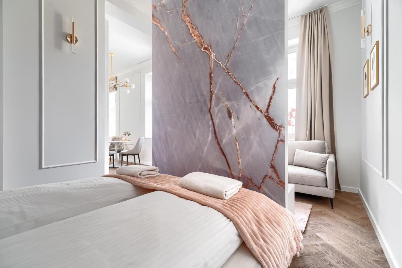 Margi Aura Lux Large And Very Glam Studio ชเตชชิน ภายนอก รูปภาพ